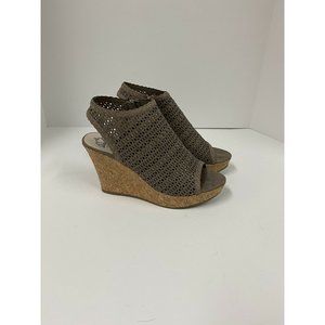 Fergalicious Womens Kealey Doe Slingbacks Size 10 Wedge Zip